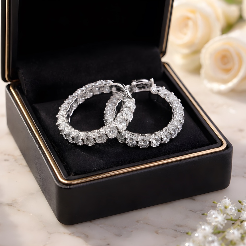 *NEW* Stunning 925 Silver With 18KGP Moissanite Earrings